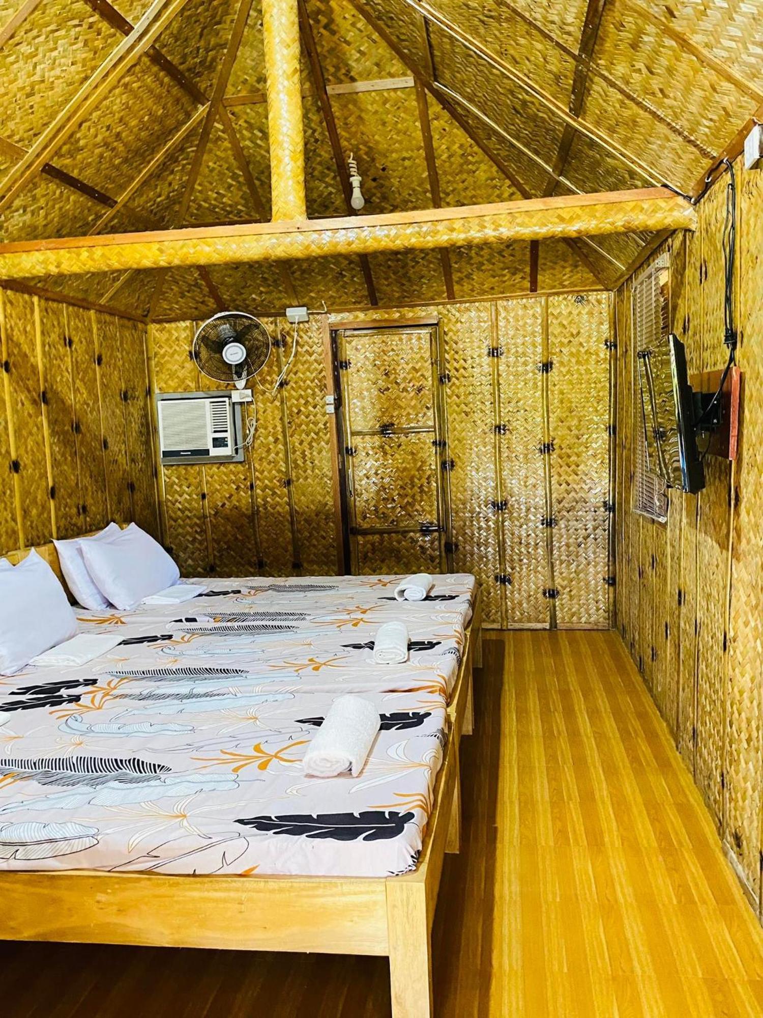 Casa Gracia'S Hotel And Restaurant Roxas  Экстерьер фото